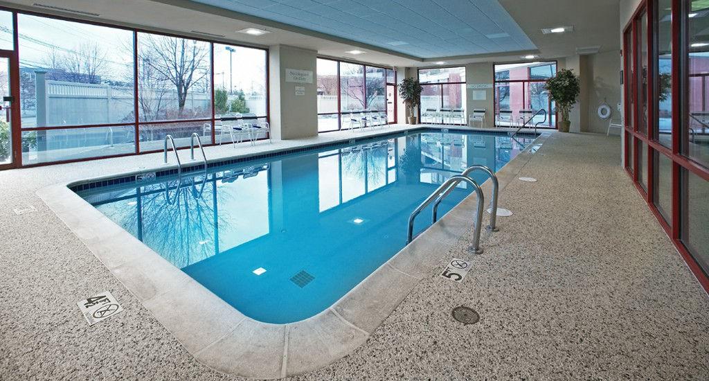 Courtyard By Marriott Lyndhurst/Meadowlands Екстериор снимка