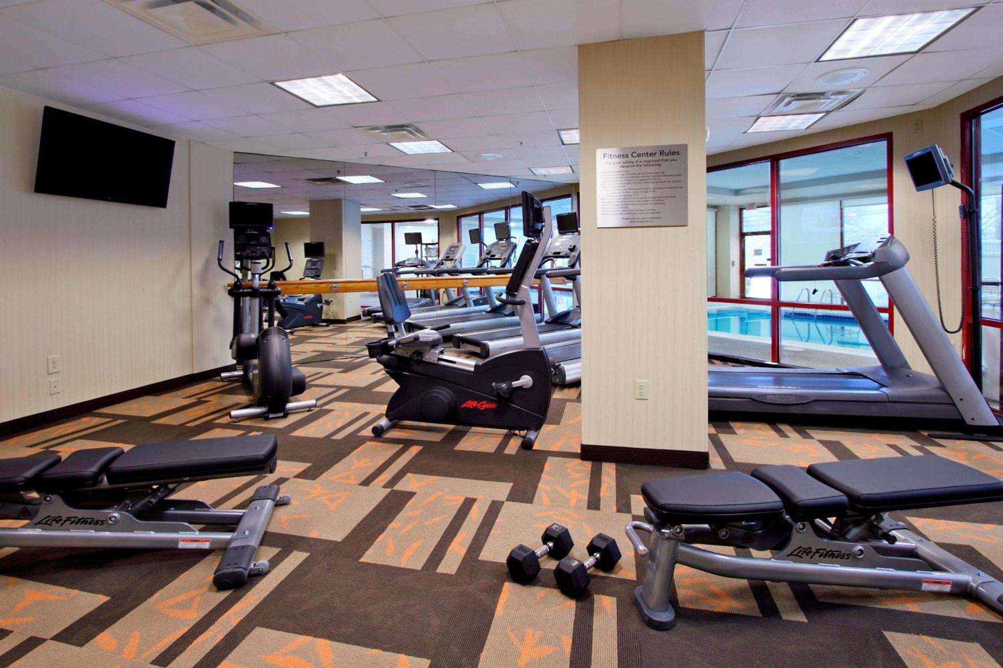 Courtyard By Marriott Lyndhurst/Meadowlands Екстериор снимка