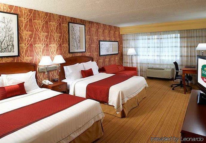 Courtyard By Marriott Lyndhurst/Meadowlands Екстериор снимка